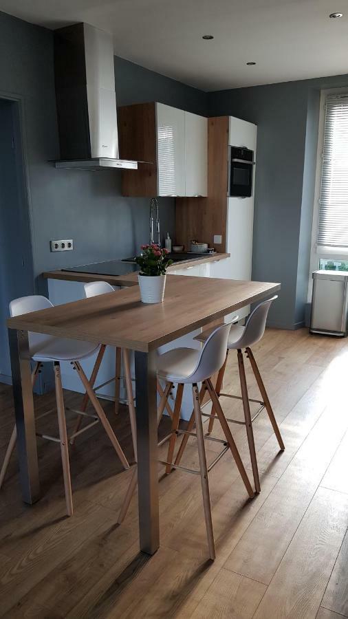 F3 En Face La Gare Appartement Rambouillet Buitenkant foto
